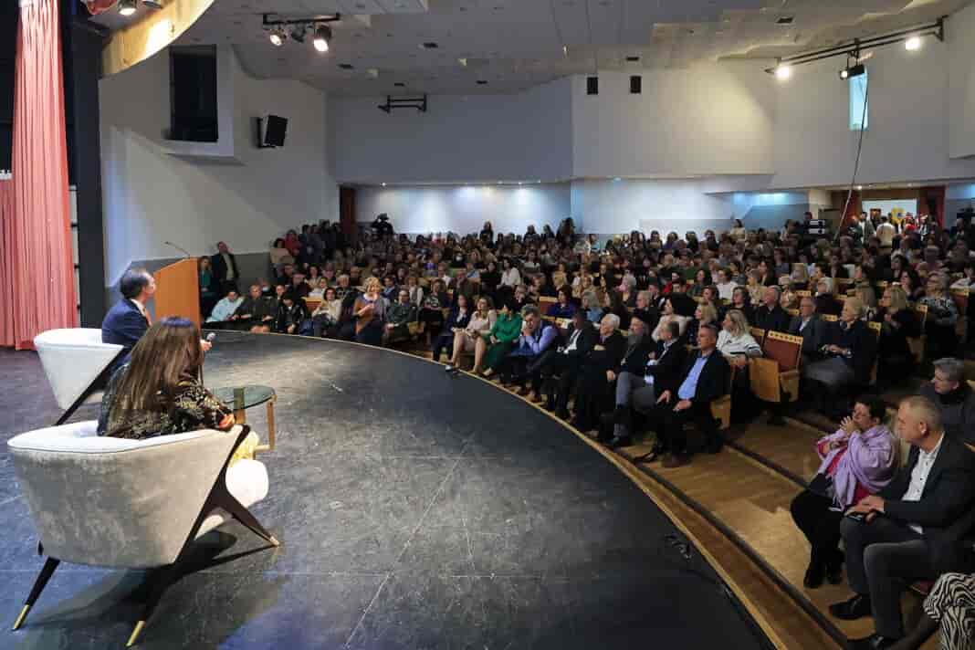 Εκδήλωση της Περιφέρειας Θεσσαλίας και του Λυκείου Ελληνίδων Λάρισας