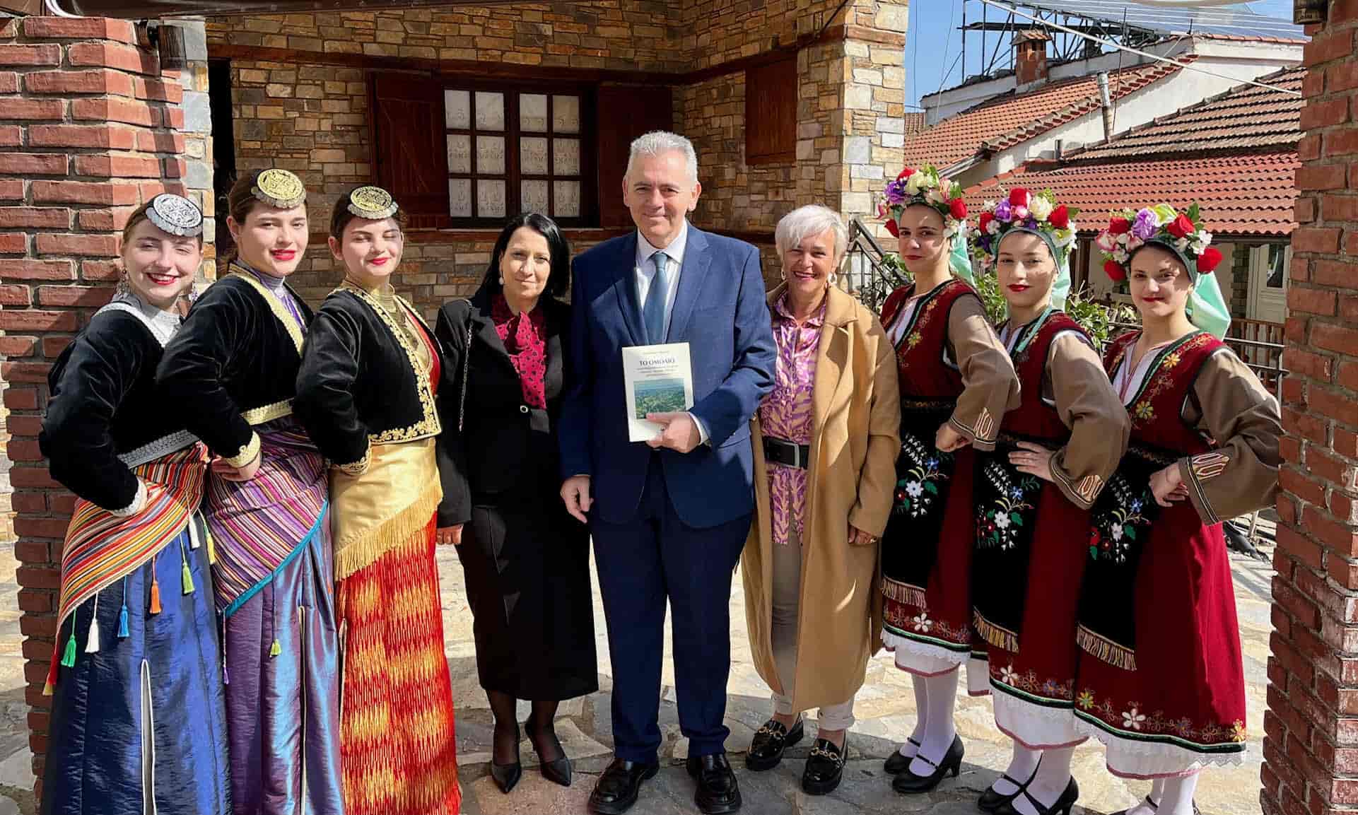 	Μ. Χαρακόπουλος στο Ομόλιο: Μάθημα πατριδογνωσίας η επίσκεψη στο Λαογραφικό - Γεωργικό Εκθετήριο