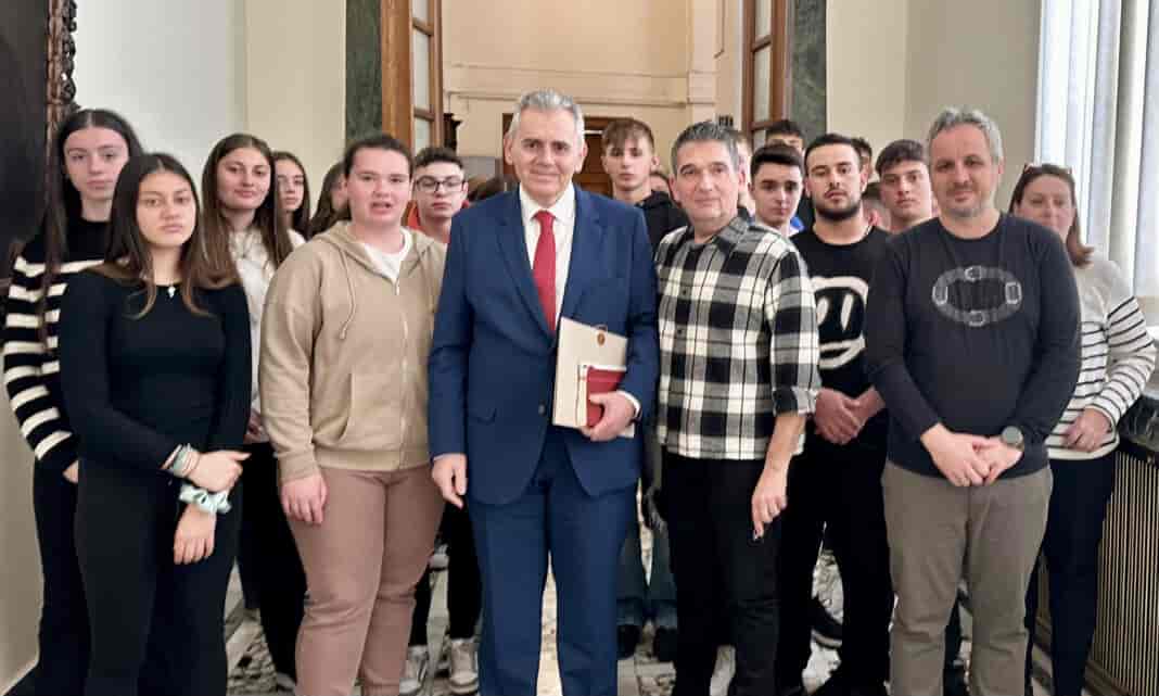 Μάξιμος Χαρακόπουλος