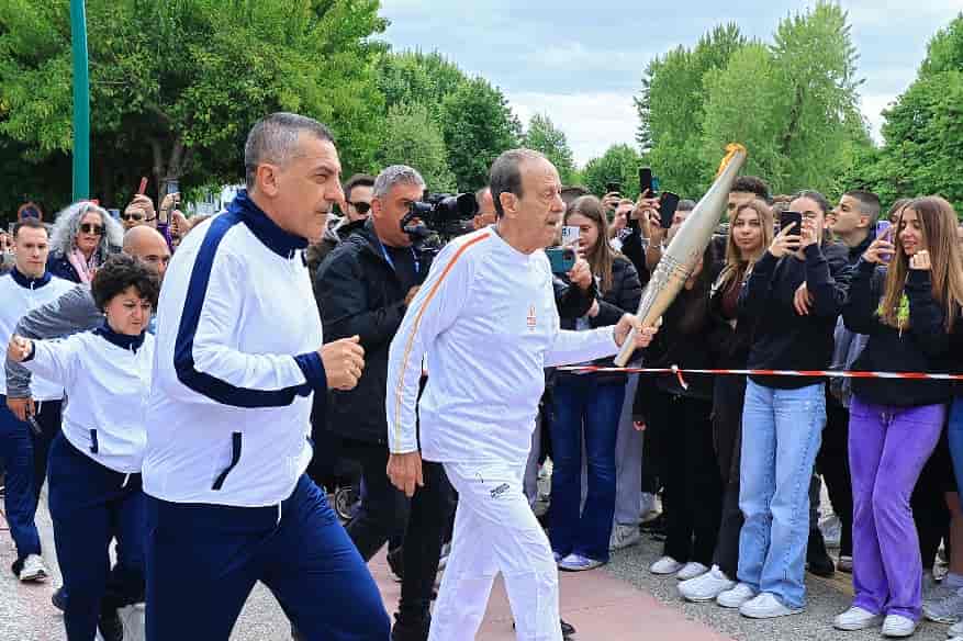Στη Λαμπαδηδρομία των Τρικάλων ο Δ. Κουρέτας