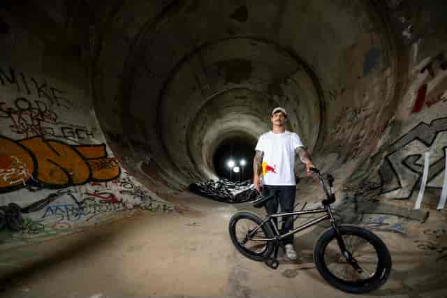 The Loop of Triumph: Ένας Έλληνας BMXας βγάζει το μεγαλύτερο Full Loop στον κόσμο!