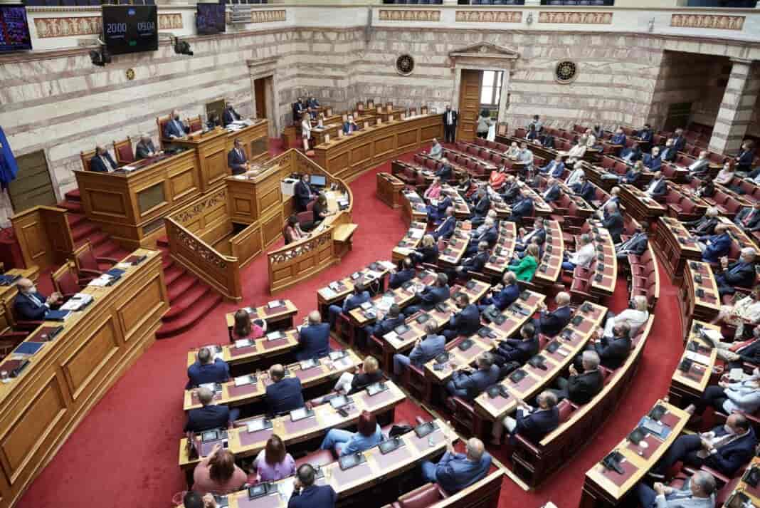 Τέμπη: Ολοκληρώθηκε η ψηφοφορία στην Ολομέλεια της Βουλής για τη σύσταση προανακριτικής για τον Χ. Τριαντόπουλο