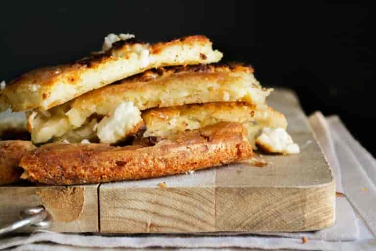 Μπατζίνα, η παραδοσιακή πίτα της Θεσσαλίας που έχει μεγαλώσει γενιές και γενιές!