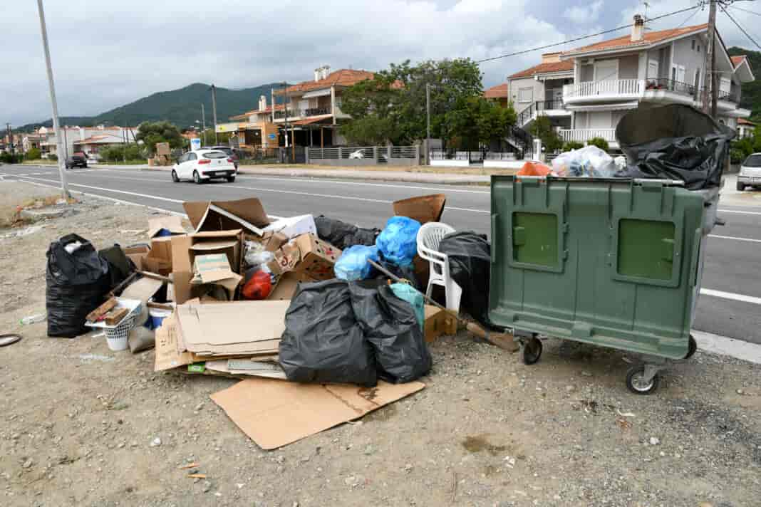 Δήμος Αγιάς: Σκουπίδια όσα, όπου και όποτε να ‘ναι… Τσουχτερά πρόστιμα στους παραβάτες