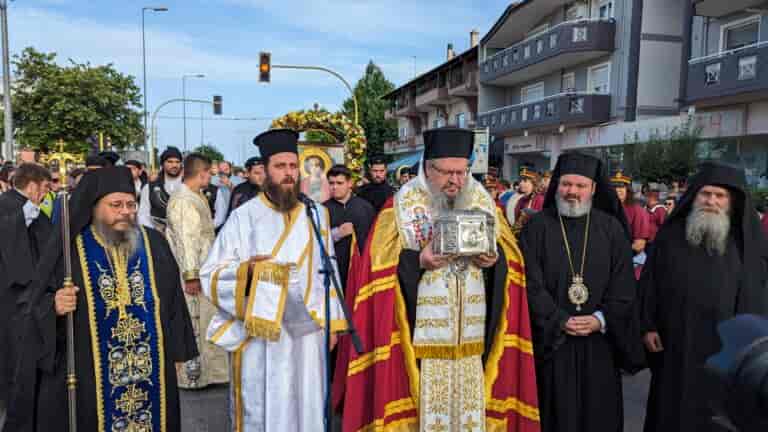 Η Γιάννουλη υποδέχθηκε την τίμια κάρα του Αγίου Παντελεήμονα