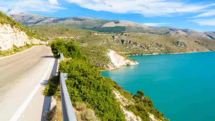 Η Ελλάδα στους κορυφαίους προορισμούς για ταξίδι με το αυτοκίνητο