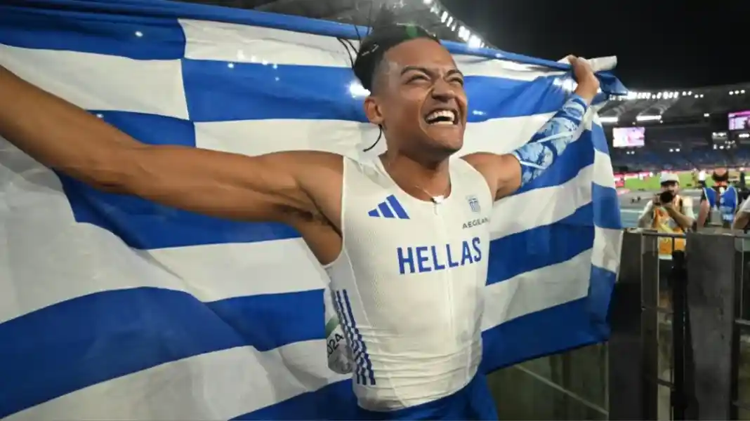 Πανελλήνιο ρεκόρ ο Καραλής, πέταξε στο 5.92μ!