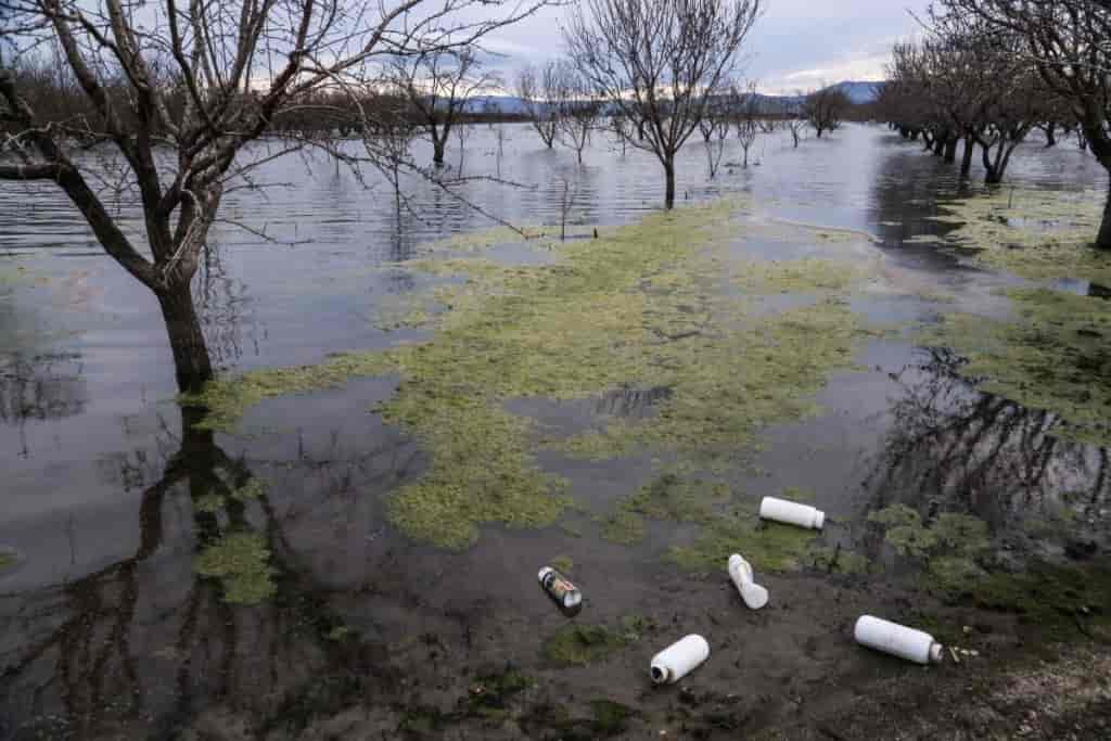 Λιμνη Κάρλα, πλημμυρες