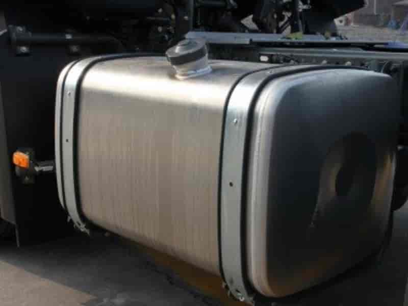 tank petrelaio πετρέλαιο κίνησης από τα ντεπόζιτα καυσίμων