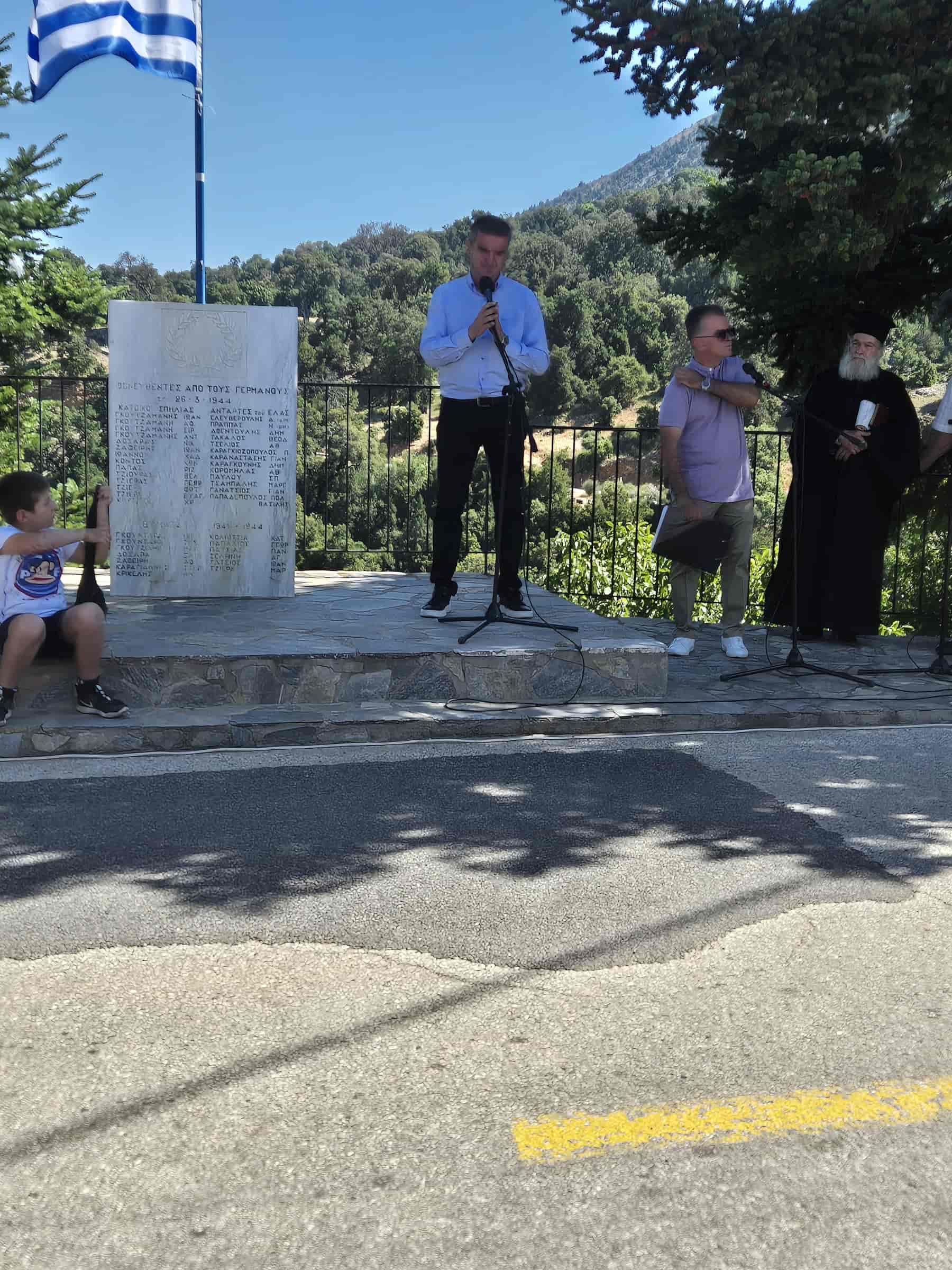 Μνημόσυνο για την ανάπαυση των ψυχών των πεσόντων Πατριωτών πραγματοποιήθηκε στην ορεινή Σπηλιά του Δήμου Τεμπών