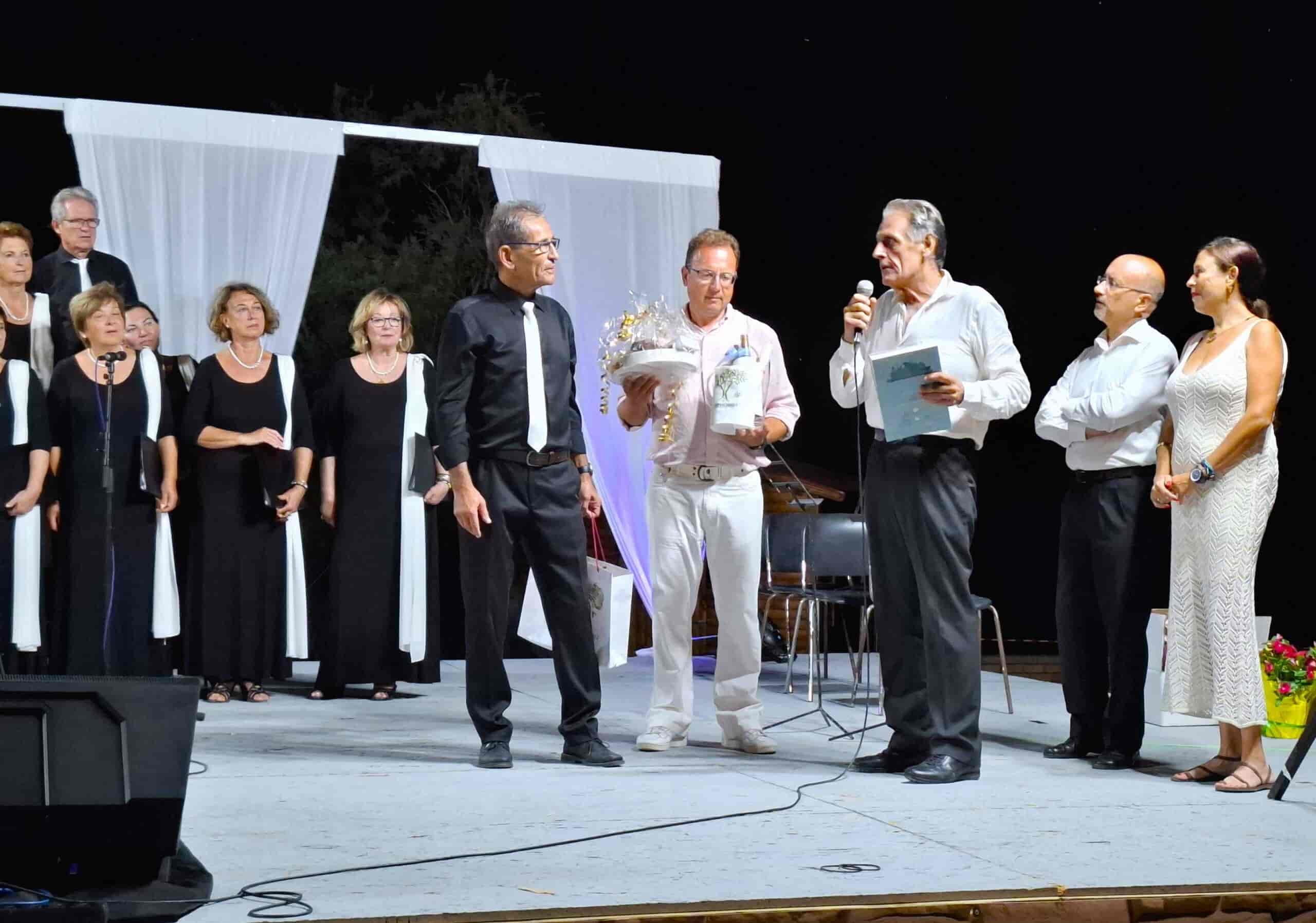 Ενθουσίασε στην Κέρκυρα

η Χορωδία “Ευεστώ” Λάρισας
