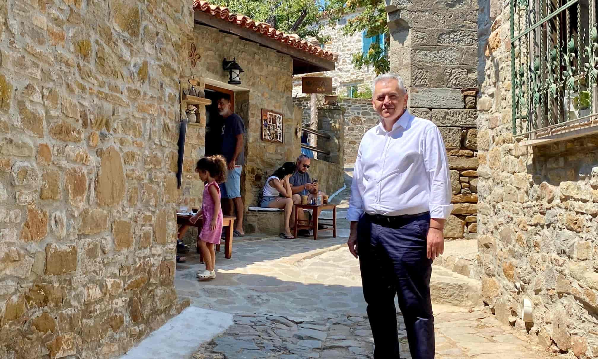 Μ. Χαρακόπουλου στα ρωμαίικα χωριά της Ίμβρου: Από το κλίμα τρομοκρατίας στην επιστροφή των Ρωμιών στην Ίμβρο (φωτό)