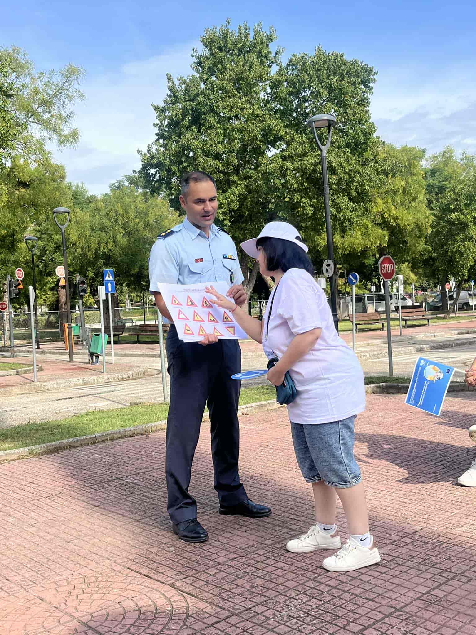 ΕΕΚ 2024: Ενημερωτική δράση για την κυκλοφοριακή αγωγή - Από τον Δήμο Λαρισαίων, το Τμήμα Τροχαίας Λάρισας και το ΚΔΗΦ «Θέληση Ζωής»