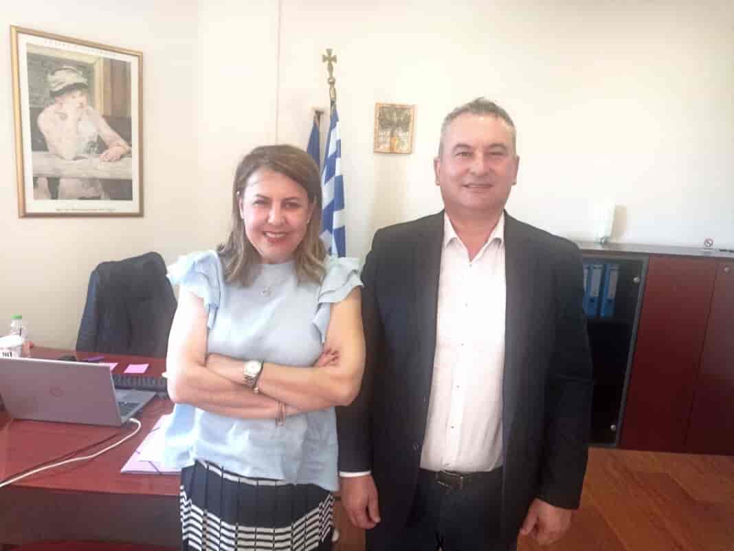 Συνάντηση Αντιπεριφερειάρχη Υγείας Βαγγ. Αποστόλου με την Υποδιοικήτρια της 5ης ΥΠΕ Μαρία Μήτσιου