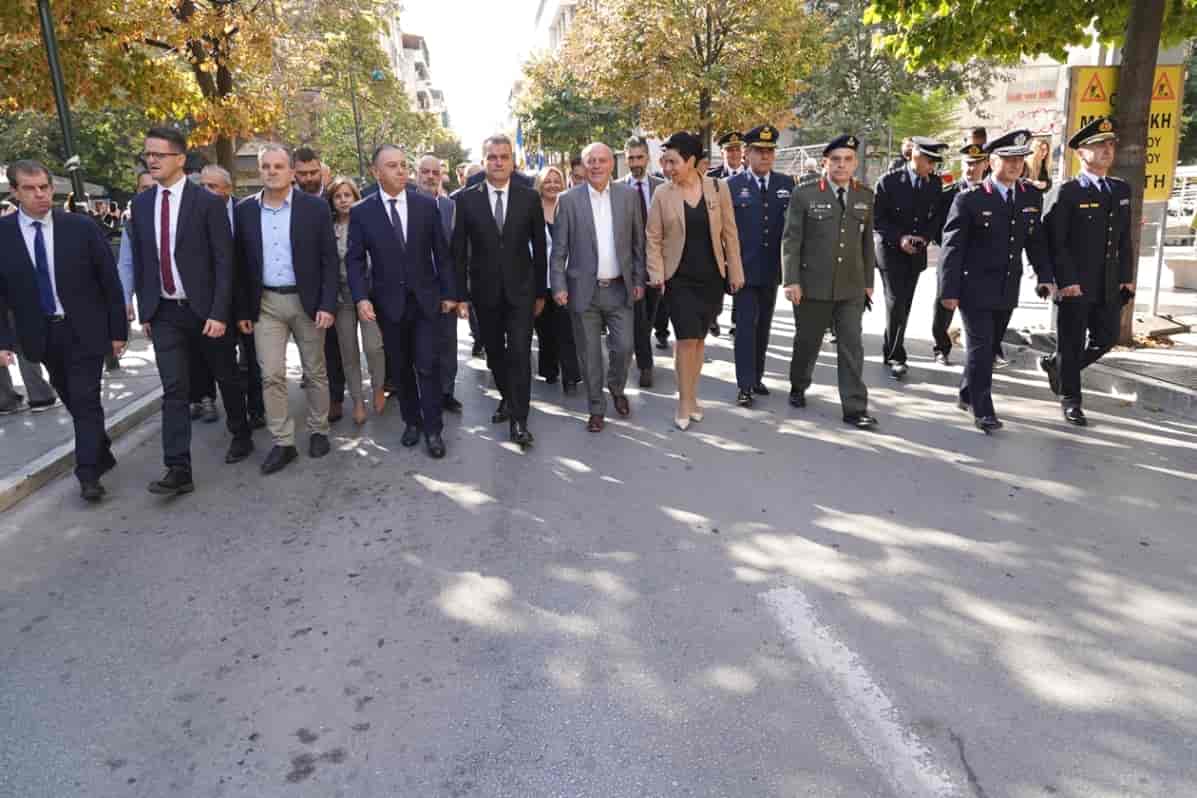 Με λαμπρότητα και επισημότητα εορτάστηκε, και φέτος, η απελευθέρωση της Λάρισας  από τη Γερμανική Κατοχή