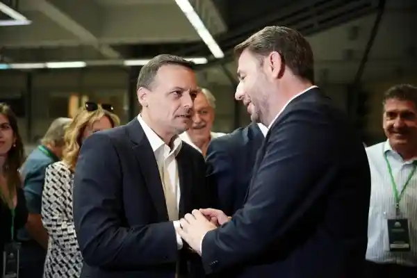 χαρης Δουκας