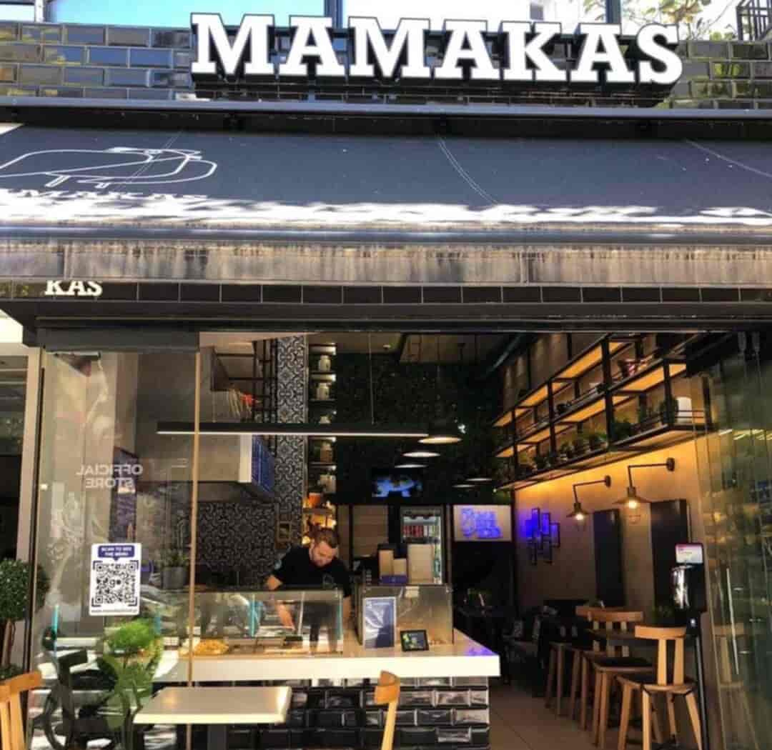 To «Mamakas» αυτόν τον χειμώνα «μαγειρεύει» εκπτώσεις και προσφορές πακέτων για όλους μας!