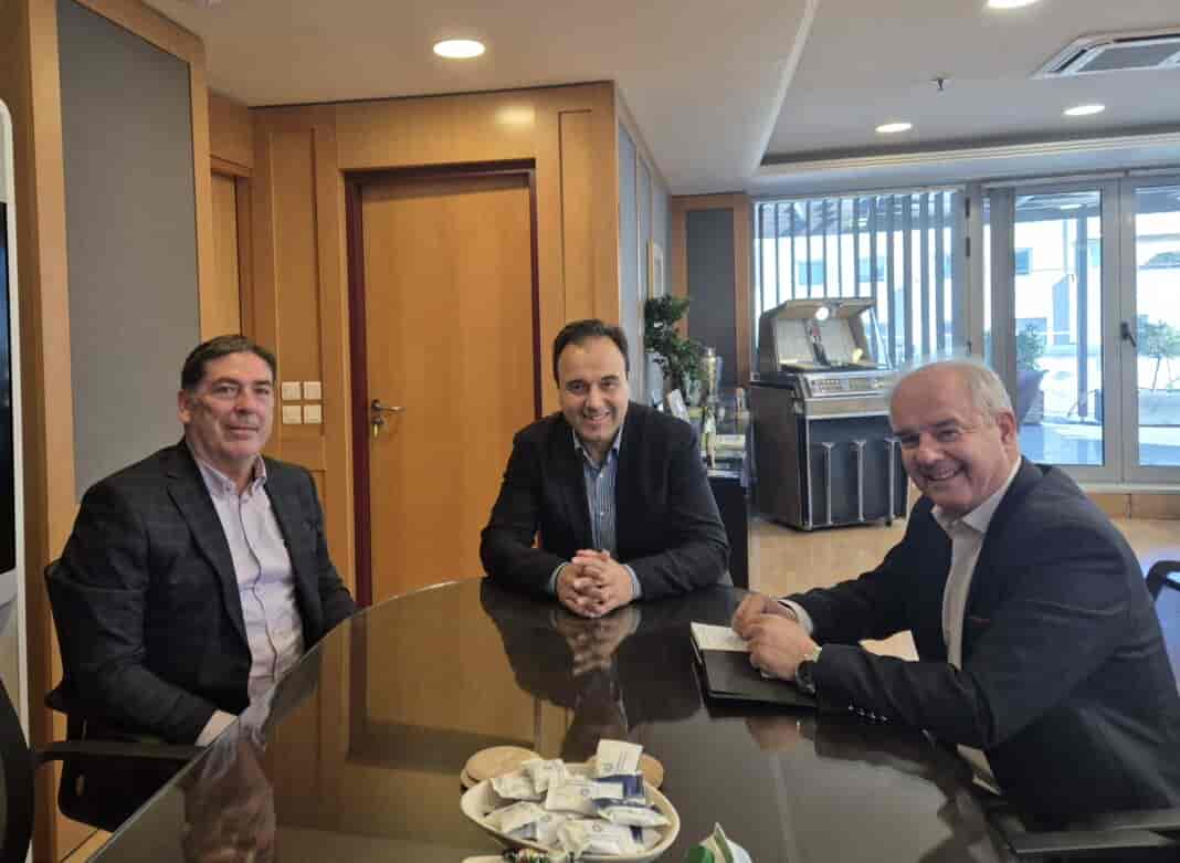 Βήματα για την Ψηφιακή Ανάπτυξη του Δήμου Τεμπών: Συνάντηση Μανώλη-Παπαστεργίου
