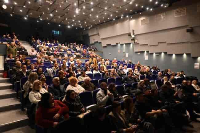 Με αφορμή την επέτειο της εξέγερσης του Πολυτεχνείου ο Δήμος Τυρνάβου διοργάνωσε εκδήλωση αφιερωμένη στη λογοκρισία και τα «απαγορευμένα» τραγούδια της περιόδου της δικτατορίας. !