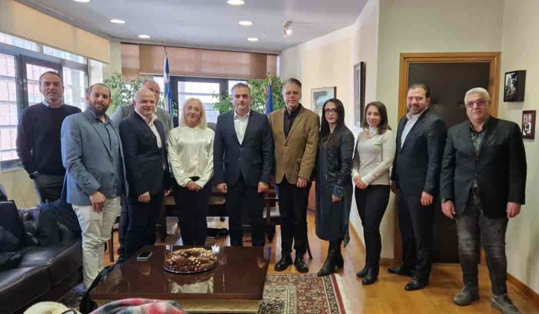 Αδήριτη η ανάγκη αναθεώρησης του ΣΒΑΚ της Λάρισας, τόνισε ο Κ. Γουργιώτης κατά τη συνάντησή του με τον Θ. Μαμάκο