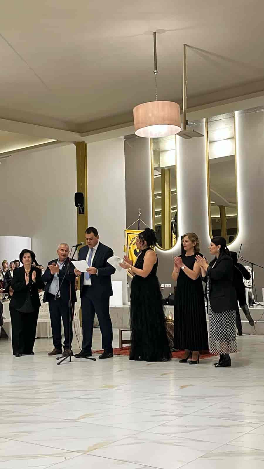 Με επιτυχία πραγματοποιήθηκε ο ετήσιος χορός του Συλλόγου Ποντίων Λάρισας