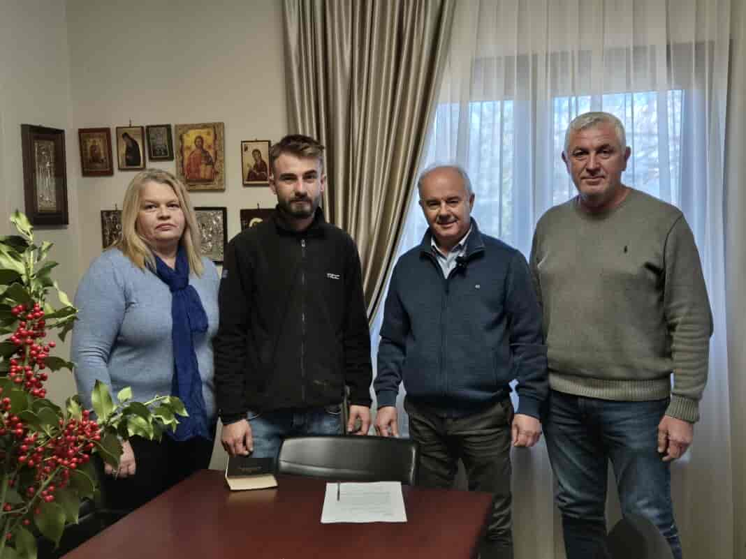 Ορκωμοσία νέου συμβούλου της Δημοτικής Κοινότητας Μακρυχωρίου