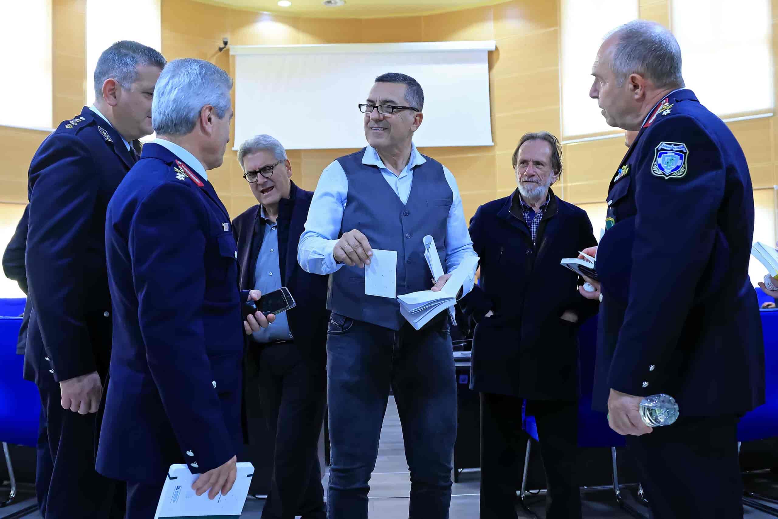 Η Περιφέρεια Θεσσαλίας χρηματοδοτεί δράσεις οδικής ασφάλειας και την ανέγερση Αστυνομικών Μεγάρων σε Τρίκαλα- Ελασσόνα