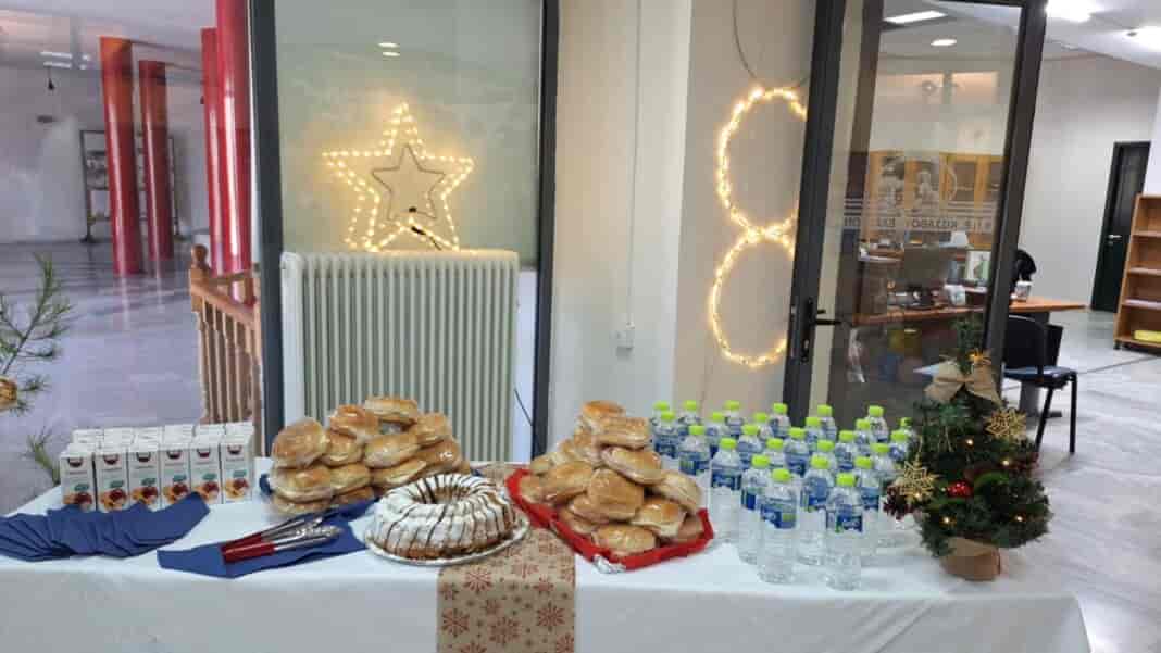 Δήμος Ελασσόνας: «Χριστουγεννιάτικες ευχές και δώρα για τους μαθητές των Ειδικών Σχολείων»