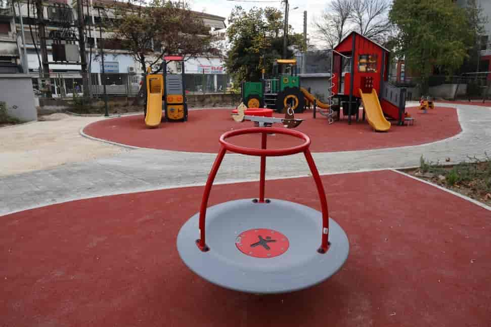 «Χτίζουμε τη Λάρισα της συμπερίληψης, με ισότιμη πρόσβαση σε δημόσιους χώρους»