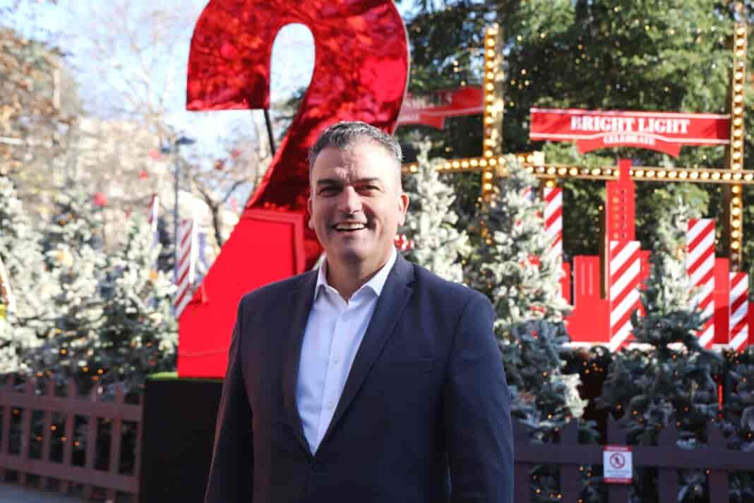 Καλά και ευλογημένα Χριστούγεννα, με υγεία και περισσότερα χαμόγελα - Το χριστουγεννιάτικο μήνυμα του Δημάρχου Λαρισαίων, κ.Θανάση Μαμάκου