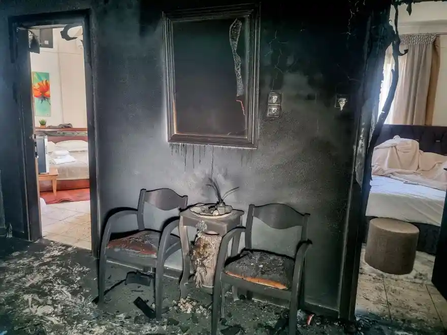 Από κλιματιστικό προκλήθηκε πιθανότατα η φωτιά στο ξενοδοχείο