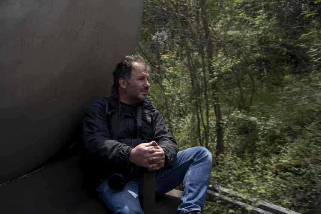 Προβολή του πρώτου μεγάλου μήκους ντοκιμαντέρ του Γιώργου Μουτάφη “The Other Half” στο αμφιθέατρο του Μύλου του Παππά