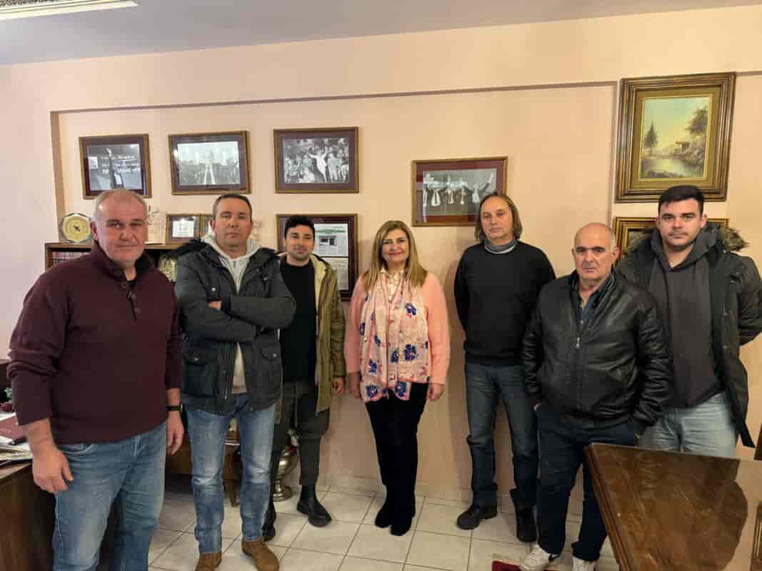 Ε. Λιακούλη: «‘‘Σβήνει’’ η αμυγδαλοπαραγωγή της Λάρισας, με την κυβέρνηση σε ρόλο παθητικού ‘’θεατή’’»
