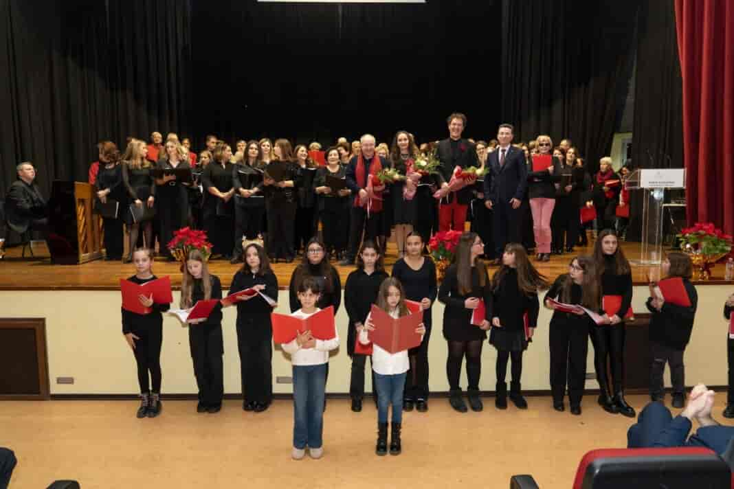 Ενθουσίασε το κοινό η χριστουγεννιάτικη συναυλία «Christmas Bells!»