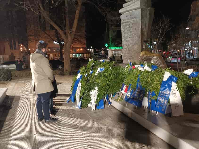 Με επιμνημόσυνη δέηση και κατάθεση στεφάνων η Λάρισα τίμησε τα θύματα του Ολοκαυτώματος