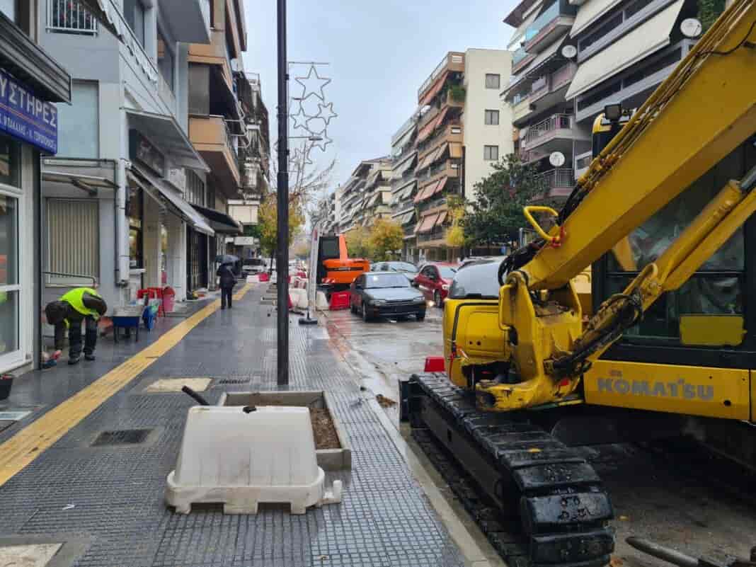 Συνεχίζονται οι εργασίες ανακατασκευής στην οδό Ανθίμου Γαζή -