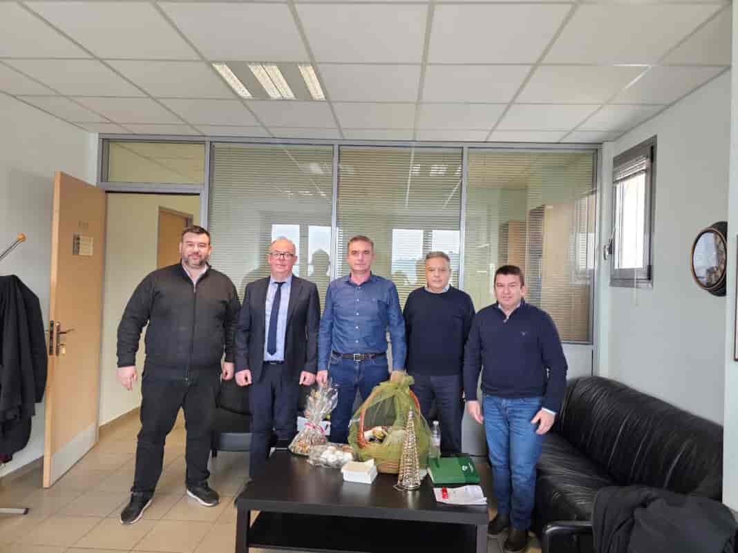 Antiperiferiarxi-Tsetsila