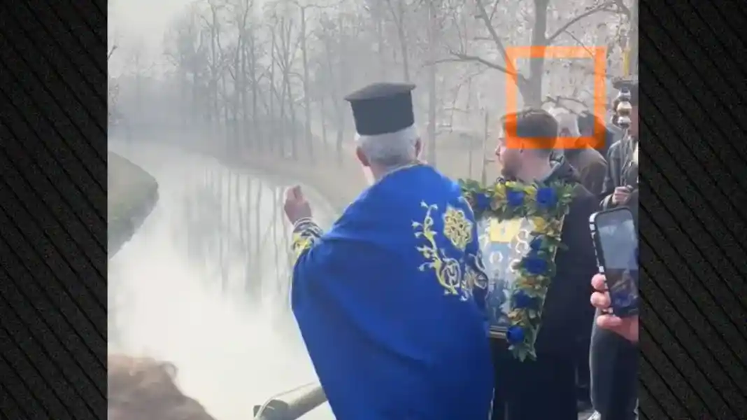 papppas04arthrou Ιερέας στα Τρίκαλα έριξε κατά λάθος τον Σταυρό στο κεφάλι πιστού