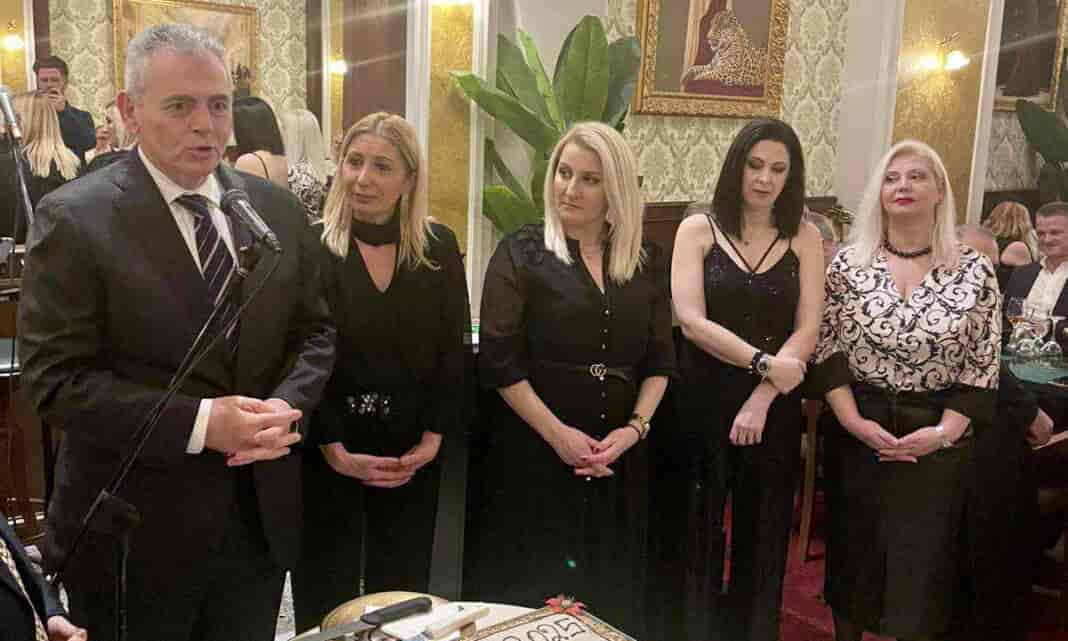 Μ. Χαρακόπουλος στην ΔΑΚΕ του ΓΝΛ: Δεν παραχωρούμε το «μονοπώλιο της καρδιάς» στην αριστερ