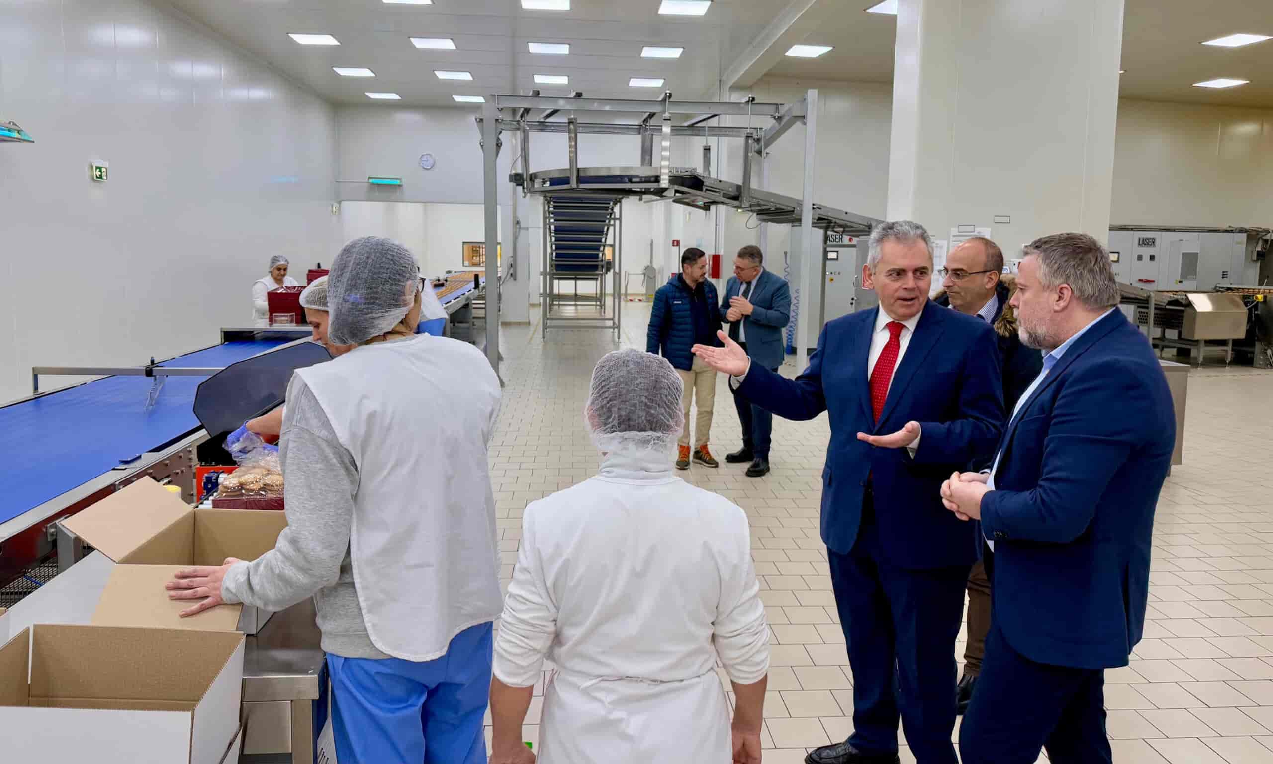 Μ. Χαρακόπουλος: Παγκοσμίως πρότυπο το “πράσινο”εργοστάσιο μπισκοτοποιίας “ΒΙΟΛΑΝΤΑ” στη Λάρισα