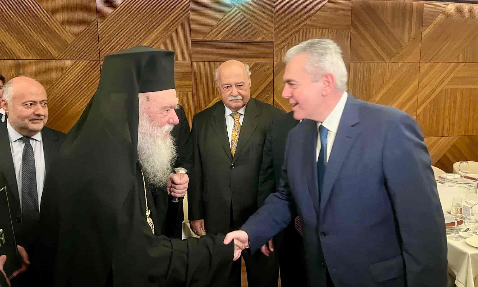 Μ. Χαρακόπουλος στο δείπνο Αρχιεπισκόπου σε ευρωβουλευτές: Η Ευρώπη να βρει την σωστή πυξίδα! 