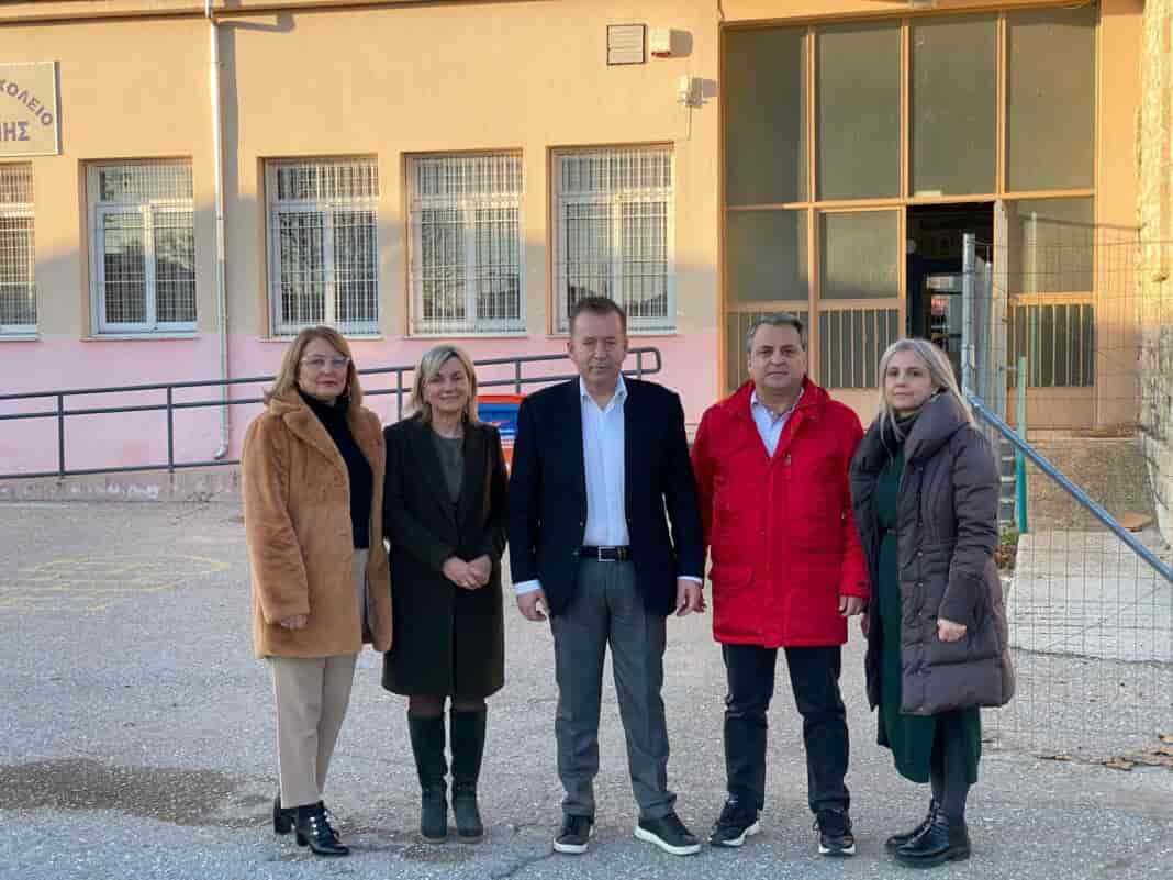 Την ανάγκη άμεσης ανέγερσης νέου σύγχρονου Δημοτικού Σχολείου στη Φαλάνη φέρνει ο Κόκκαλης στη Βουλή