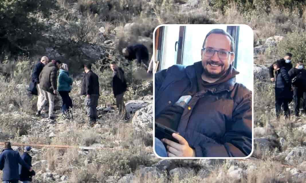 Βασίλης Καλογήρου