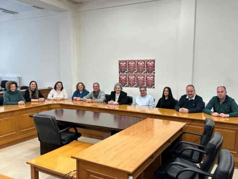 Μία μεγάλη γιορτή στην οποία θα συμμετάσχουν πάνω από 700 καρναβαλιστές, σε 12 γκρουπ, θα λάβει χώρα στο φετινό Φαρσαλινό Καρναβάλι που θα