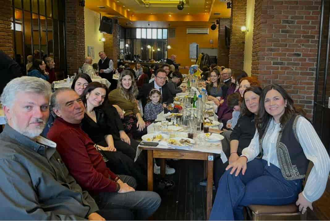 Θεία Λειτουργία και κοπή πίτας από τη χορωδία “musicArte” Ελασσόνας 