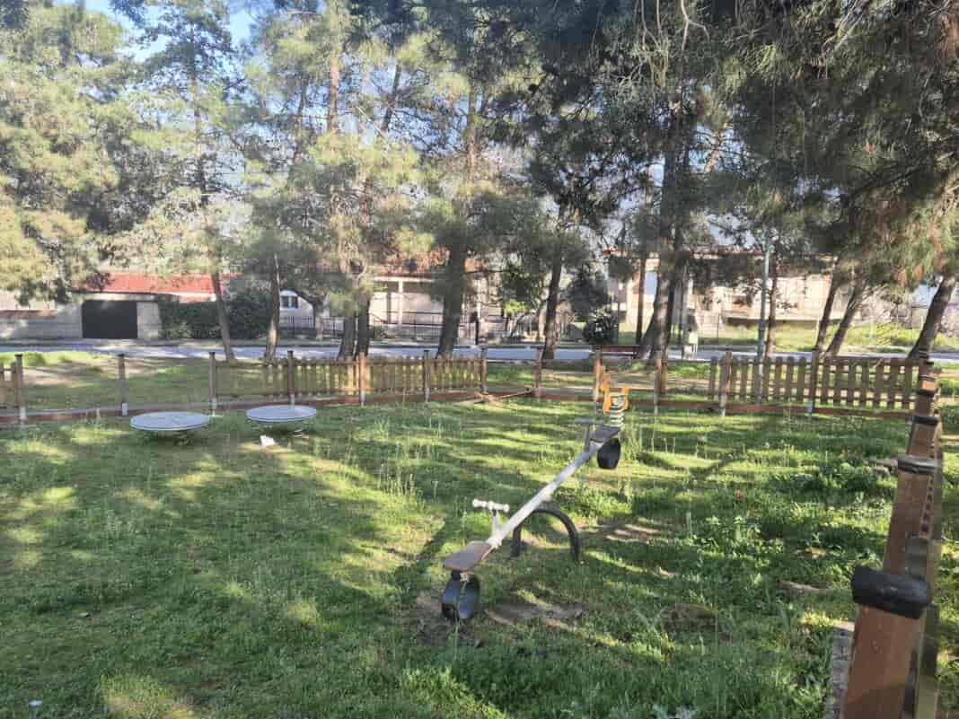 20250310_160745 Ανακοίνωση του Δήμου Τεμπών για τις καταστροφές στις παιδικές χαρές