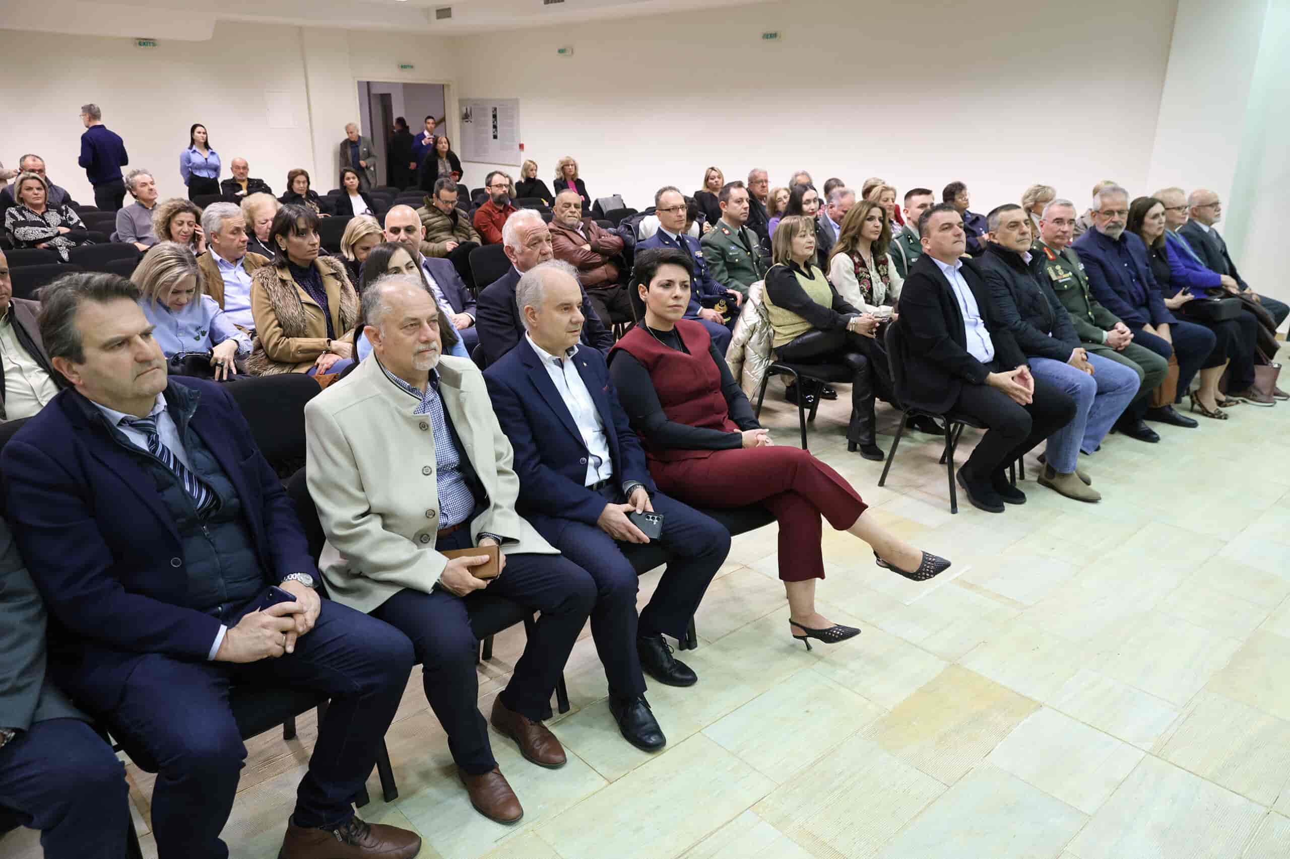 Εγκαινιάστηκε η έκθεση «Η Επανάσταση του 1821 μέσα από τους πίνακες του Peter von Hess» στο Λαογραφικό Ιστορικό Μουσείο Λάρισας