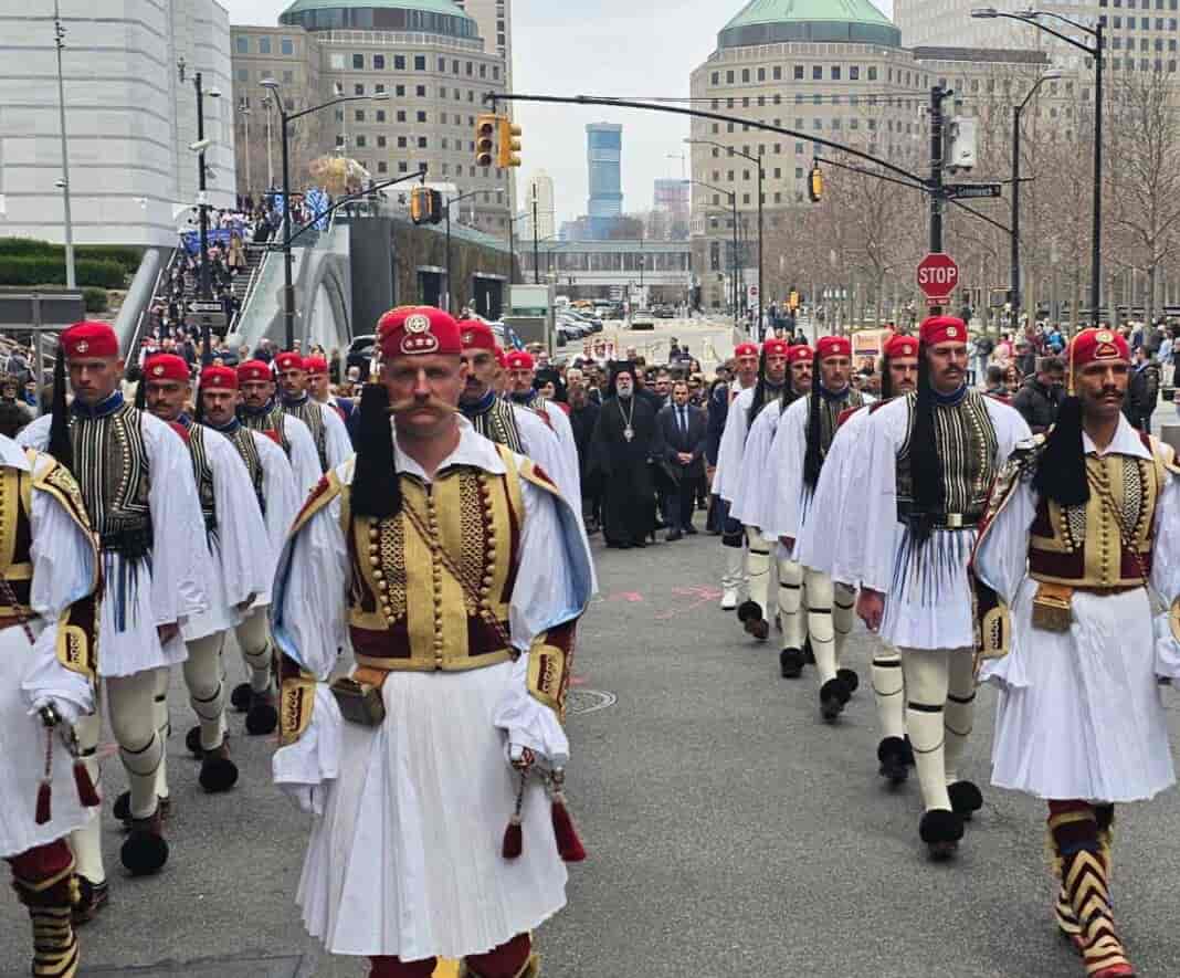 Κόκκαλης από Νέα Υόρκη