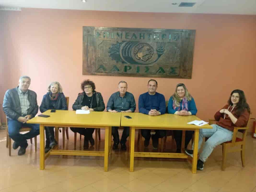 Πανθεσσαλική συνέντευξη τύπου για τις πειθαρχικές διώξεις αγωνιστών εκπαιδευτικών στο επιμελητήριο Λάρισας