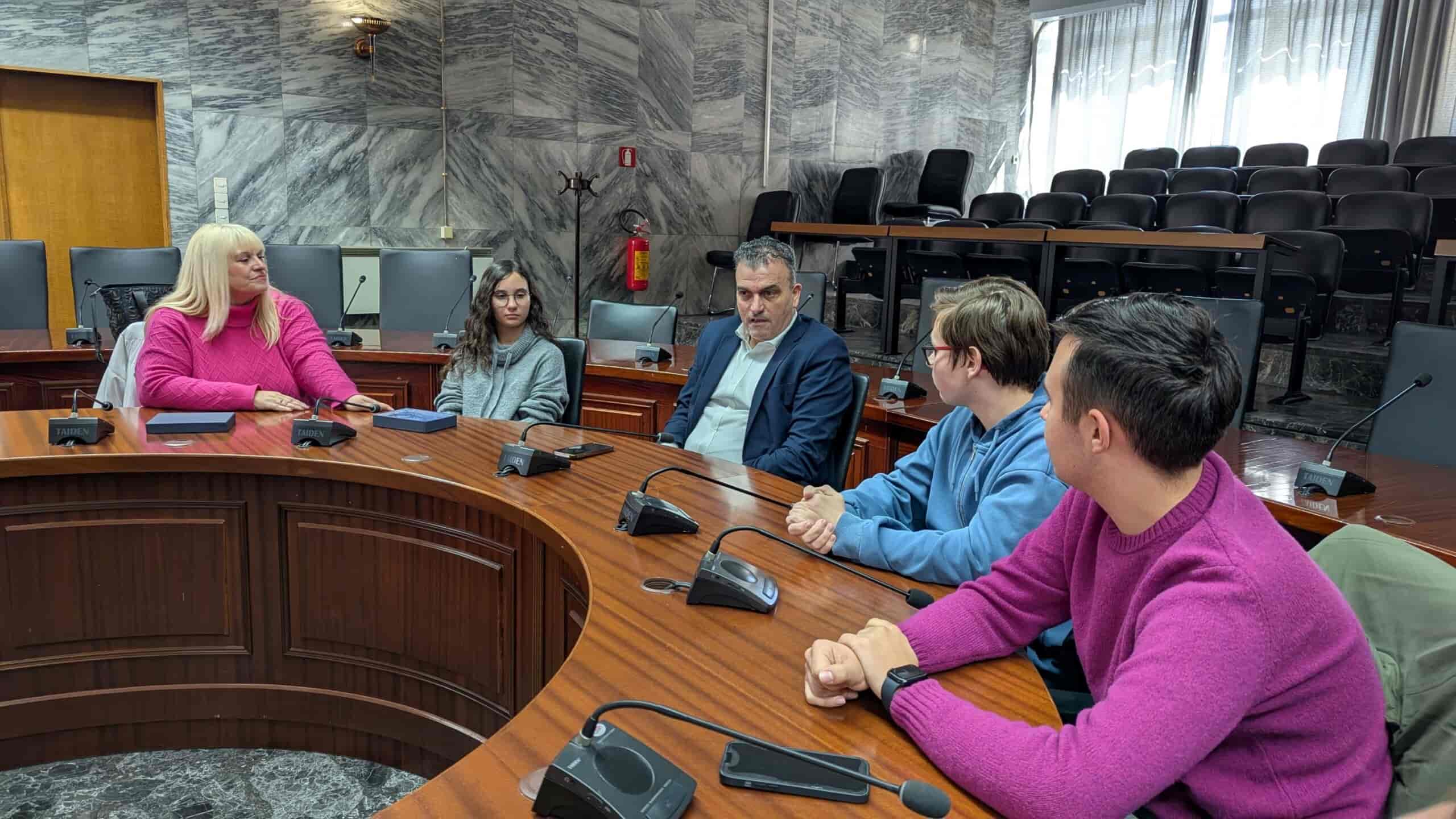 Συνάντηση Δημάρχου Λαρισαίων με τον Όμιλο «Α’ Αρχαίο Θέατρο της Λάρισας» του Προτύπου Γενικού Λυκείου